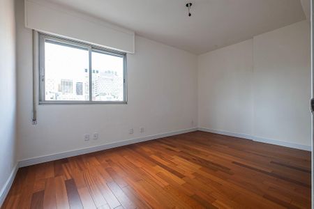 Apartamento à venda com 169m², 3 quartos e 1 vaga Apartamento à venda com 169m², 3 quartos e 1 vagaQuarto 1