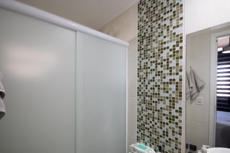 Apartamento à venda com 74m², 3 quartos e 1 vaga Apartamento à venda com 74m², 3 quartos e 1 vagaBanheiro da Suíte