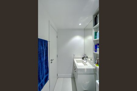 Apartamento à venda com 57m², 2 quartos e 1 vagaBanheiro da Suíte