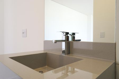 Apartamento à venda com 290m², 4 quartos e 4 vagasBanheiro da Suíte 3