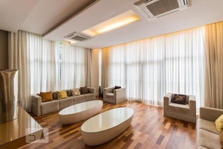 Apartamento à venda com 290m², 4 quartos e 4 vagasÁrea comum - Salão de festas