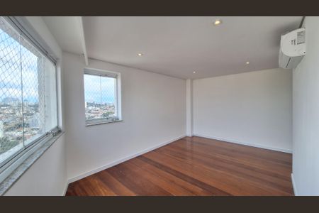 Apartamento à venda com 290m², 4 quartos e 4 vagasSuíte 3