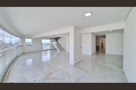 Apartamento à venda com 290m², 4 quartos e 4 vagasSala
