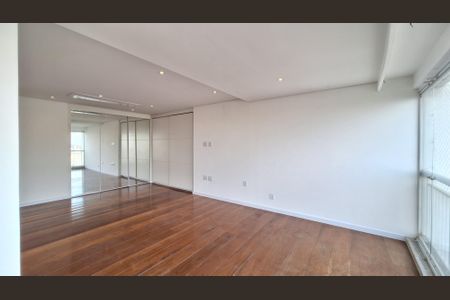 Apartamento à venda com 290m², 4 quartos e 4 vagasSuíte 4