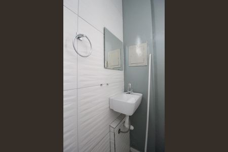 Casa de condomínio à venda com 115m², 3 quartos e 2 vagasLavabo da Sala