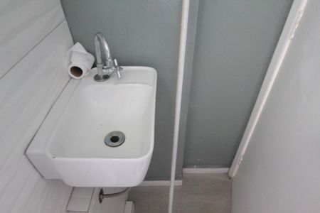 Casa de condomínio à venda com 115m², 3 quartos e 2 vagasLavabo da Sala