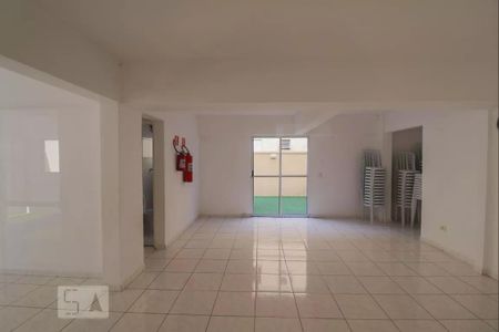 Apartamento para alugar com 64m², 2 quartos e 1 vaga Apartamento para alugar com 64m², 2 quartos e 1 vagaÁrea comum - Salão de Festas
