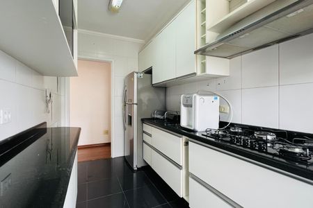 Apartamento para alugar com 64m², 2 quartos e 1 vaga Apartamento para alugar com 64m², 2 quartos e 1 vagaCozinha e Área de Serviço