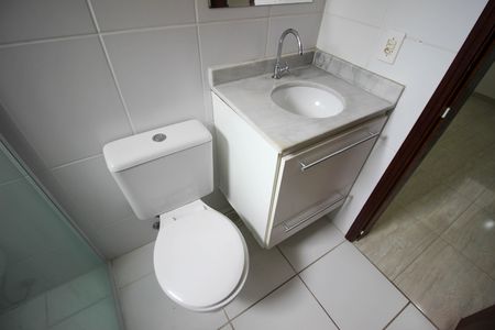 Apartamento para alugar com 66m², 2 quartos e 1 vaga Apartamento para alugar com 66m², 2 quartos e 1 vagaBanheiro da Suíte