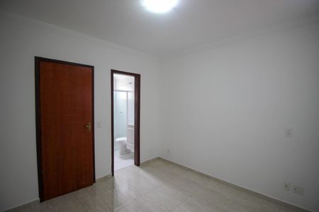 Apartamento para alugar com 66m², 2 quartos e 1 vaga Apartamento para alugar com 66m², 2 quartos e 1 vagaSuíte
