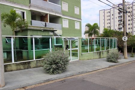 Apartamento para alugar com 66m², 2 quartos e 1 vaga Apartamento para alugar com 66m², 2 quartos e 1 vagaFachada
