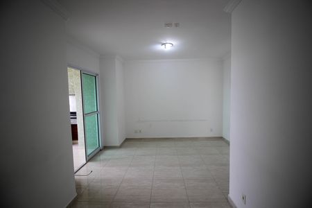 Apartamento para alugar com 66m², 2 quartos e 1 vaga Apartamento para alugar com 66m², 2 quartos e 1 vagaSala