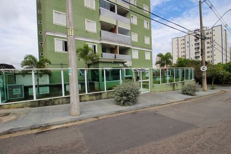 Apartamento para alugar com 66m², 2 quartos e 1 vaga Apartamento para alugar com 66m², 2 quartos e 1 vagaFachada