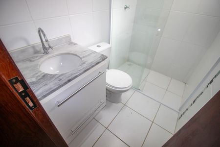 Apartamento para alugar com 66m², 2 quartos e 1 vaga Apartamento para alugar com 66m², 2 quartos e 1 vagaBanheiro