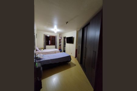 Casa à venda com 189m², 3 quartos e 2 vagasSuíte 2