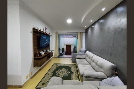 Casa à venda com 189m², 3 quartos e 2 vagasSala