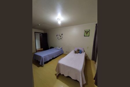 Casa à venda com 189m², 3 quartos e 2 vagasSuíte 2