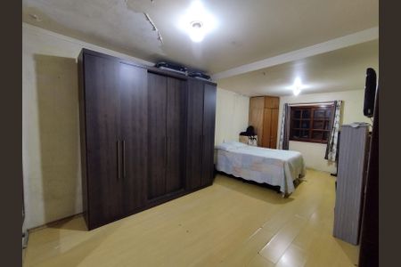 Casa à venda com 189m², 3 quartos e 2 vagasSuíte 1
