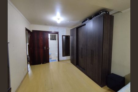 Casa à venda com 189m², 3 quartos e 2 vagasSuíte 1