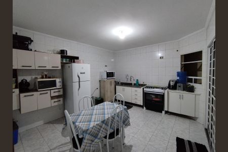Casa à venda com 189m², 3 quartos e 2 vagasCozinha