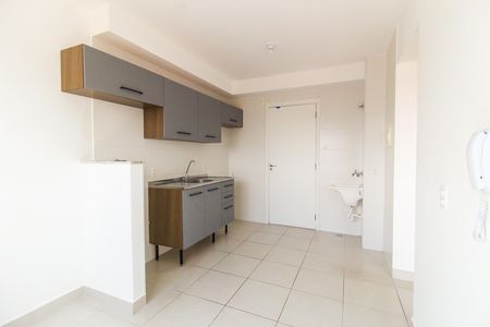 Apartamento para alugar com 32m², 2 quartos e sem vaga Apartamento para alugar com 32m², 2 quartos e sem vagaSala/Cozinha