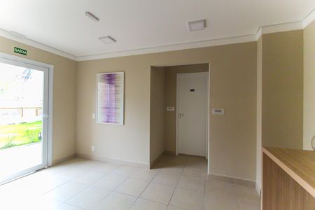 Apartamento para alugar com 32m², 2 quartos e sem vaga Apartamento para alugar com 32m², 2 quartos e sem vagaÁrea comum - Salão de festas