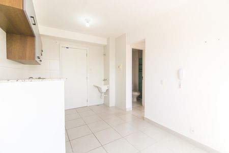 Apartamento para alugar com 32m², 2 quartos e sem vaga Apartamento para alugar com 32m², 2 quartos e sem vagaSala/Cozinha
