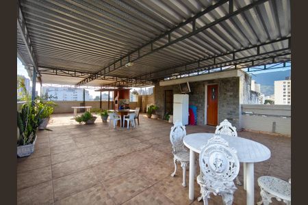 Apartamento à venda com 60m², 2 quartos e 1 vagaTerraço