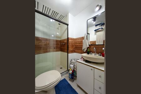 Apartamento à venda com 60m², 2 quartos e 1 vagaBanheiro Corredor