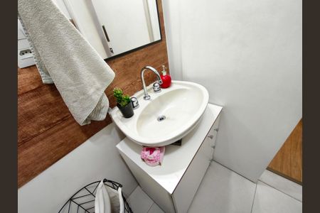 Apartamento à venda com 60m², 2 quartos e 1 vagaBanheiro Corredor