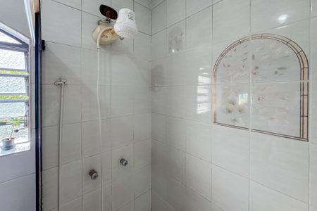 Casa à venda com 192m², 3 quartos e 5 vagas Casa à venda com 192m², 3 quartos e 5 vagasBanheiro da Suíte