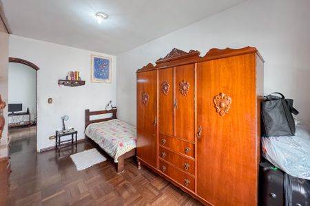 Casa à venda com 192m², 3 quartos e 5 vagas Casa à venda com 192m², 3 quartos e 5 vagasQuarto 2