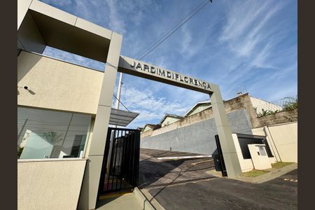 Apartamento para alugar com 48m², 2 quartos e 1 vagaFachada do Condomínio