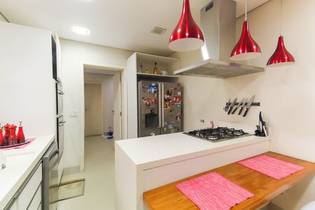 Apartamento à venda com 215m², 3 quartos e 4 vagasCozinha