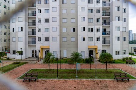 Apartamento à venda com 42m², 2 quartos e 1 vaga Apartamento à venda com 42m², 2 quartos e 1 vagaSacada/Sala