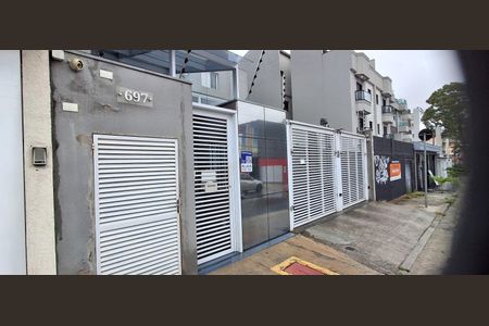 Apartamento para alugar com 42m², 2 quartos e 1 vaga Apartamento para alugar com 42m², 2 quartos e 1 vagaFachada