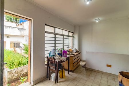 Casa à venda com 400m², 3 quartos e 10 vagasDespensa