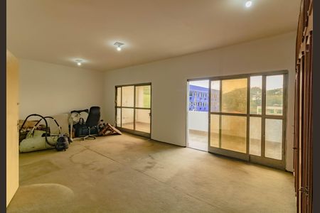 Casa à venda com 400m², 3 quartos e 10 vagasSuíte 3