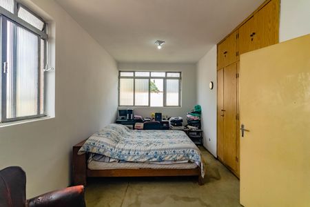 Casa à venda com 400m², 3 quartos e 10 vagasSuíte 1