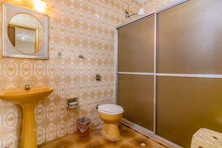 Casa à venda com 400m², 3 quartos e 10 vagasBanheiro da Suíte 3