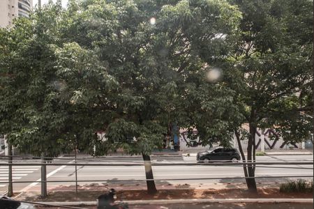 Vista da Sala de apartamento para alugar com 2 quartos, 100m² em Mirandópolis, São Paulo