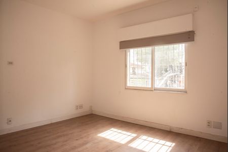 Apartamento para alugar com 100m², 2 quartos e sem vagaSuíte