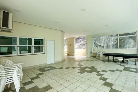 Apartamento à venda com 96m², 2 quartos e 1 vagaÁrea comum - Salão de festas