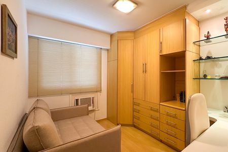 Apartamento à venda com 96m², 2 quartos e 1 vagaQuarto 01
