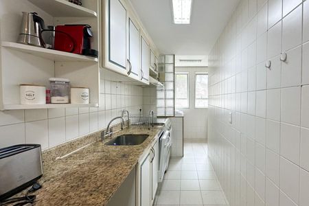 Apartamento à venda com 96m², 2 quartos e 1 vagaCozinha