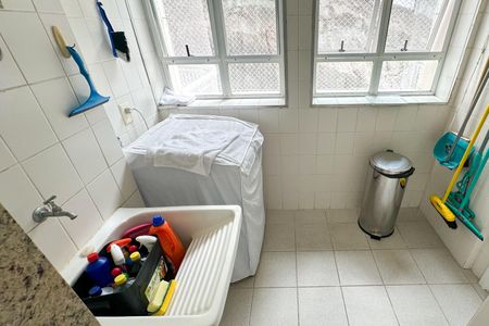 Apartamento à venda com 96m², 2 quartos e 1 vagaÁrea de Serviço