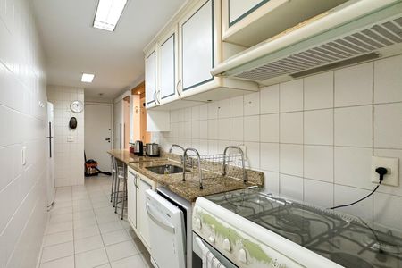 Apartamento à venda com 96m², 2 quartos e 1 vagaCozinha