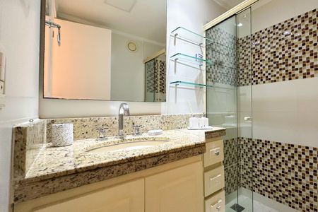 Apartamento à venda com 96m², 2 quartos e 1 vagaBanheiro Social