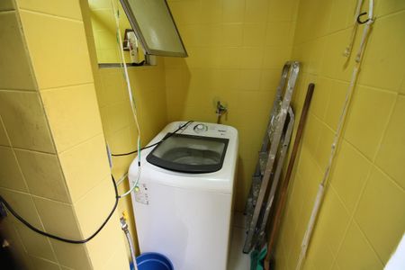 Apartamento à venda com 67m², 2 quartos e 1 vagaÁrea de Serviço