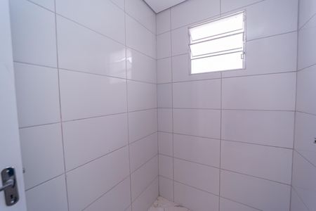 Casa para alugar com 40m², 1 quarto e 1 vaga Casa para alugar com 40m², 1 quarto e 1 vagaBanheiro